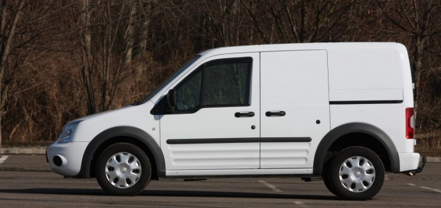 Comment remplacer les injecteurs sur FORD TRANSIT 1.8 TDCi 90 CV ?